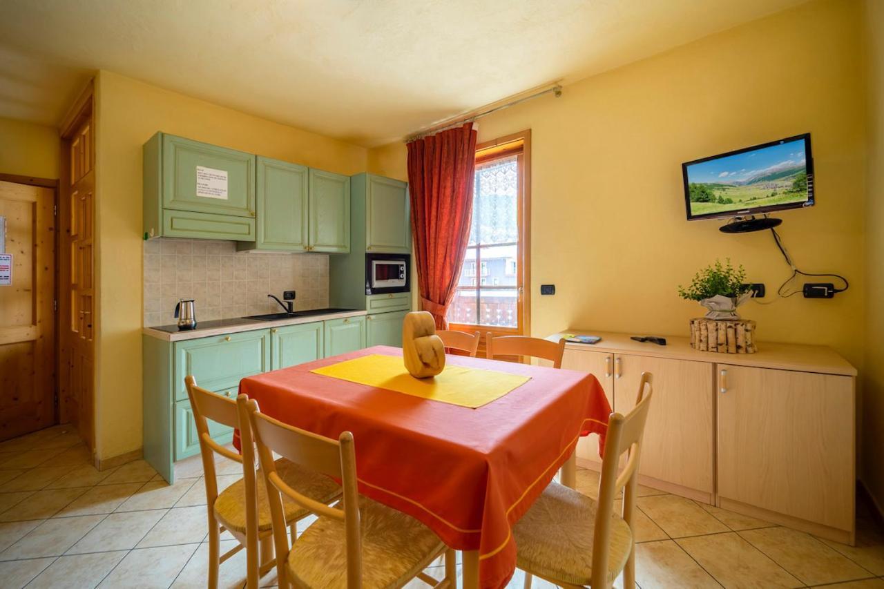 Livigno Chalets ภายนอก รูปภาพ