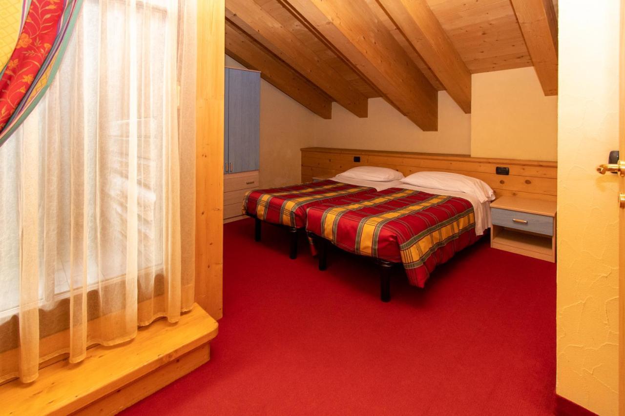 Livigno Chalets ภายนอก รูปภาพ